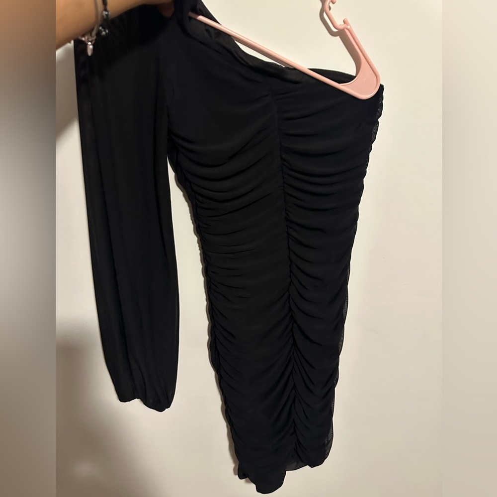 One sleeve dress.